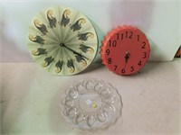 Two clocks & plastic tray