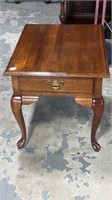 Broyhill Queen Anne End Table