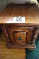 Solid Wood End Table (BUYER RESPONSIBLE FOR