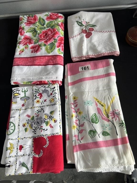 4 Vintage Tablecloths  U233