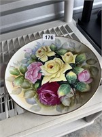 12" Beautiful Plate U233