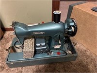 Good House Keeper Sewing Machine  B1-16