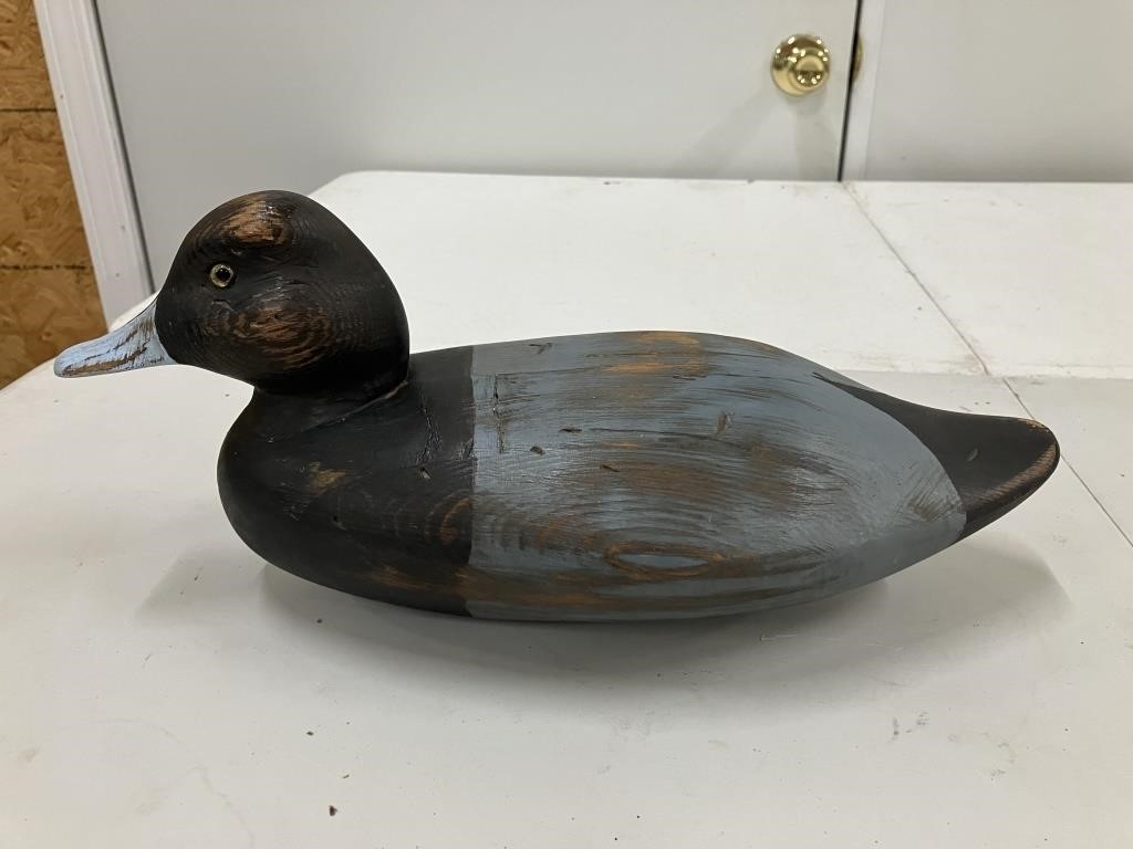 Richard Connolly Bluebill Decoy '89 Hand Carved-