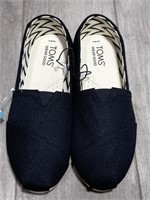 Toms Ladies Canvas Shoes Size 6