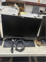 HP MONITOR AND KEYBOARD