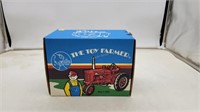 Farmall Super MTA Diesel Tractor 1/16 Toy Farmer