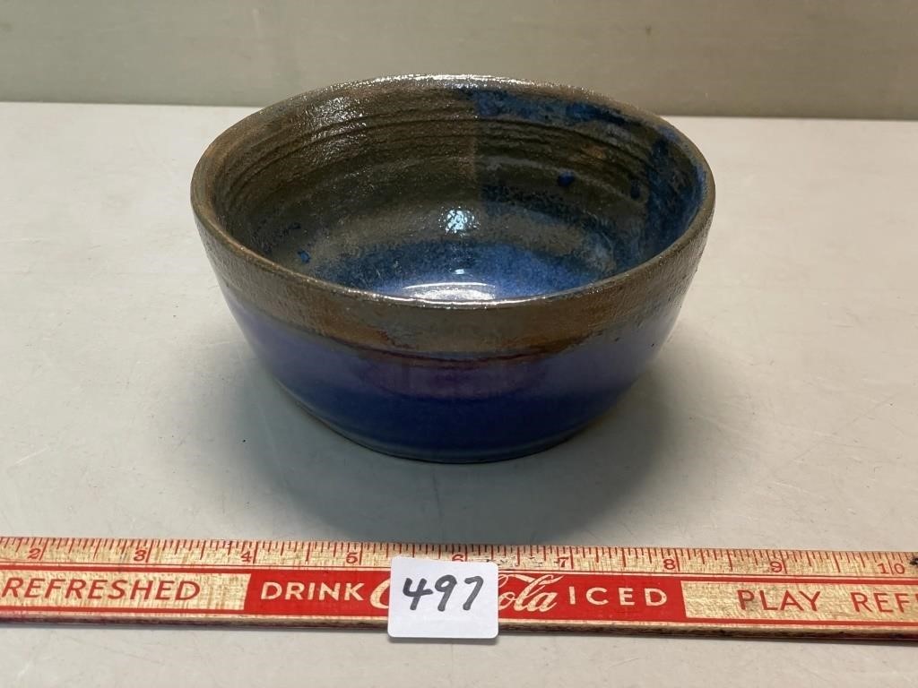 PRETTY SIGNED POTTERY BOWL