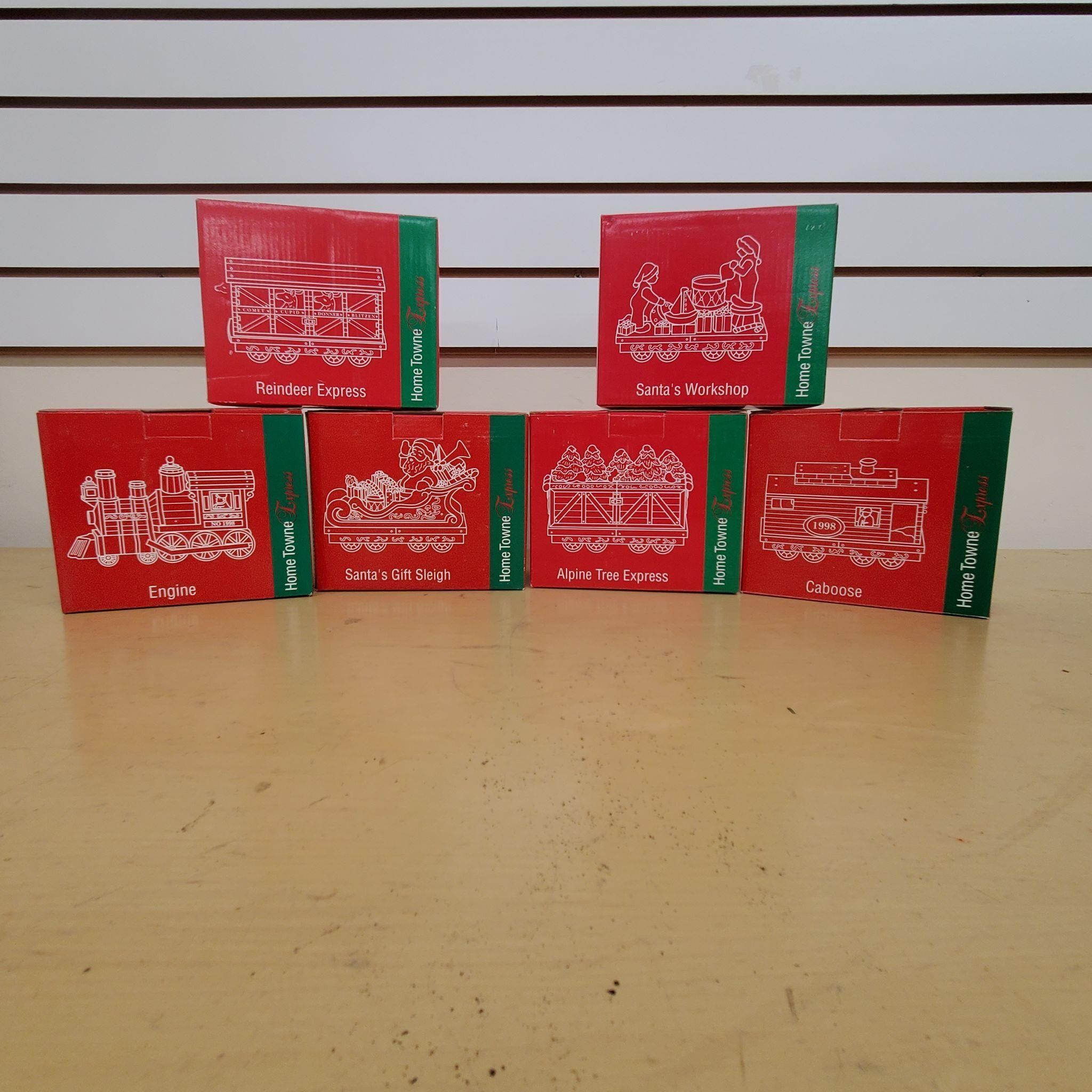 6 JC Penny Home Towne Express Christmas Train Cars