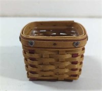 2002 Longaberger Small Sweetheart Basket with