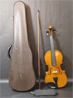 Antonius Stradivarius Replica Violin with Case