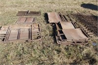 Farrowing Panels & Crate Parts
