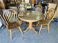 oak pedestal table & 4 chairs - 42" round
