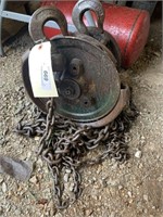 LARGE CHAIN HOIST