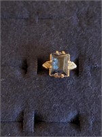 Ladies blue stone ring , size 5 1/2 ? 14 K