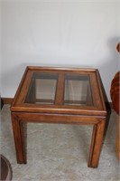 Pair (2) Side Tables 24x24x21H