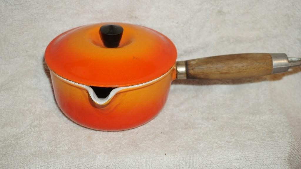 Le Creuset Orange P18 Saucepan with Lid