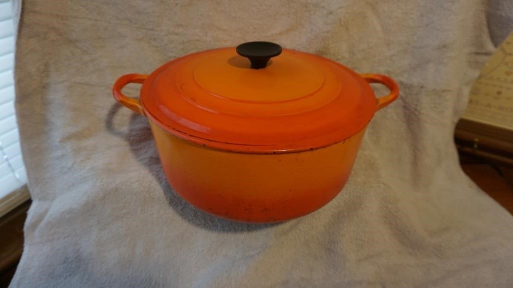 Le Creuset Orange Dutch Oven With Lid  E