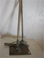 Concrete Tools: Trowel & Edgers with handles