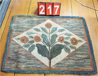 hooked floral rug 37x27”