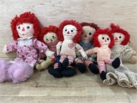 Flat of 5 Raggedy Ann dolls