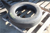 Michelin235/80R22.5 Tire
