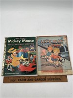 Little golden book, Mickey Mouse goes Christmas