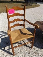 WOOD CHAIR WITH CANE SEAT