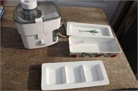 Proctor Silex Juice Extractor Works & 3 Dishes