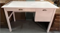 White compressed wood desk; 44x20x30