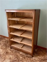 Dresser - 5 drawer (31.5x18x49)