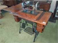 Antique Singer Treadle sewing machine