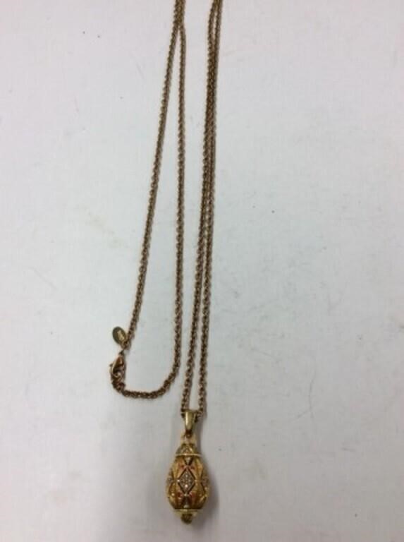 A Costume Quality Gold Tone Necklace