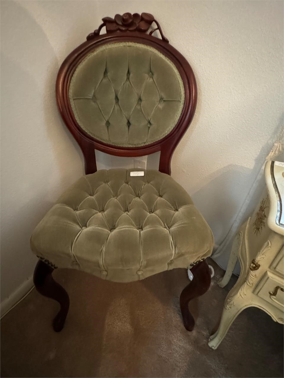 GREEN LADIES ACCENT CHAIR 36" TALL