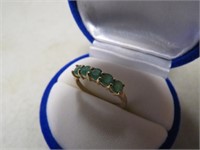 1 CT EMERALD IN 1.9 G SOLID 14 K GOLD SIZE 8 RING