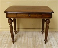 Mahogany Tapered Reeded Leg Occasional Table.