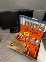 W. ROGERS SILVERPLATE SET W/ WOODEN CASE, ELEMENT