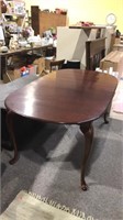 Cherry Queen Anne dining table with one leaf, 30