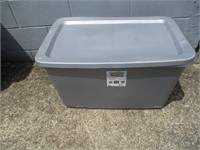 Gray 30 Gallon Sterlite Tote with Locking Lid