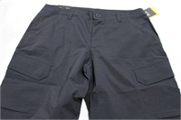 Mens Under Armour Shorts Size 36