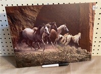 HORSE WALL DECOR