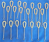 LOT OF 20 BUTTONHOOKS ZIPPER PULLS MARION NC 5"