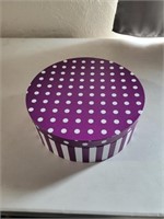 PURPLE AND WHITE BOX OF DOILIES