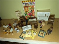 Doll House Accesories & Toys