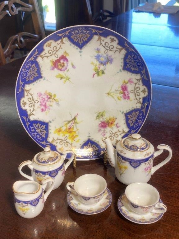 Biltmore Replica Small Tea Set