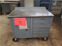 (1) Single Door 4-Drawer Work Cart