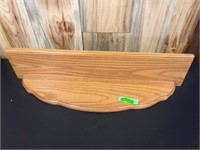 Solid wood shelf with plate groove