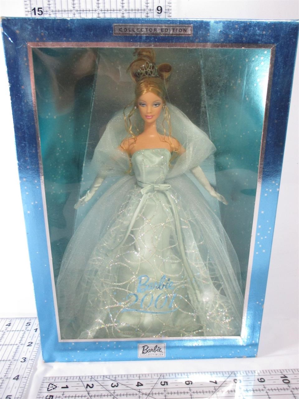 2001 Collectors Edition Barbie Doll