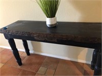 J - CONSOLE TABLE 32X19X60" (L135 2)