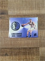 2018-19 Luka Doncic rated rookie card