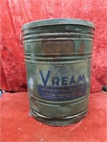 Large Vream shortening tin bucket w/lid.